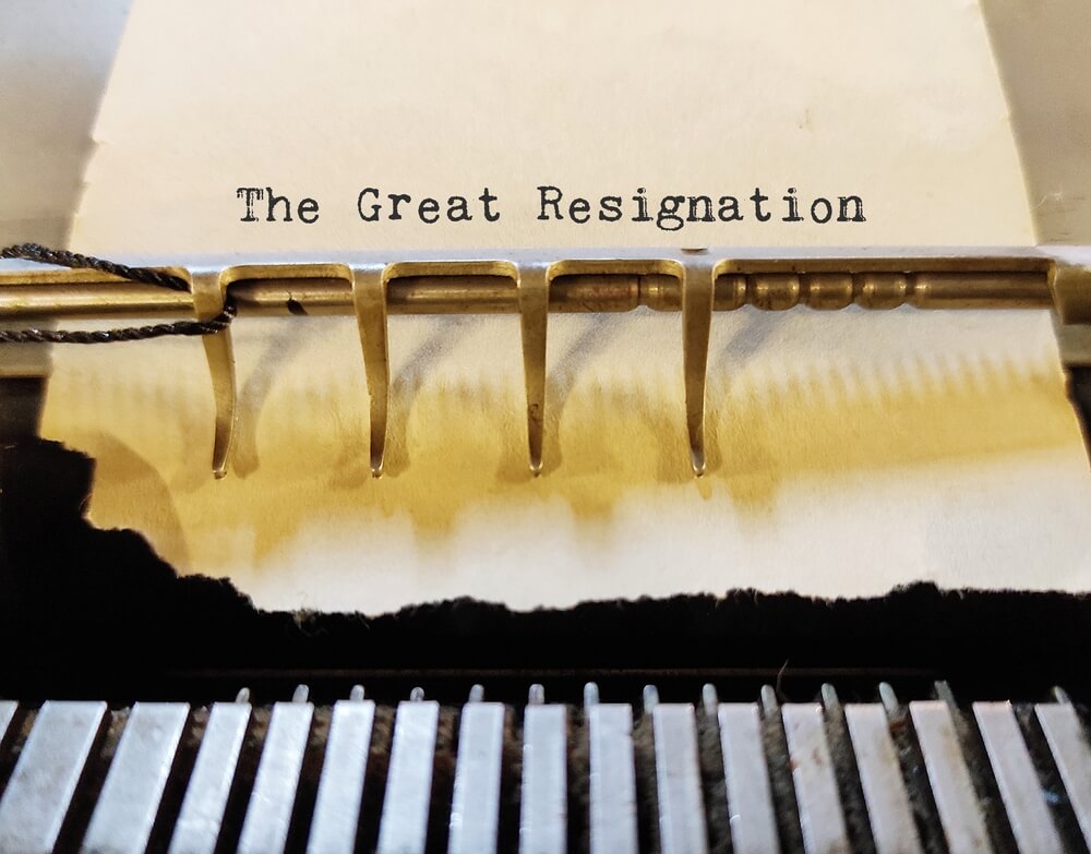 Old,Classic,Vintage,Machine,With,Text,The,Great,Resignation,,Mass