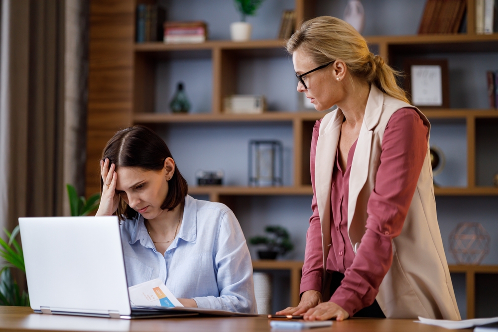 Angry,Female,Boss,Scolding,Scared,Office,Worker.,Demanding,Manager,Leader women's leadership