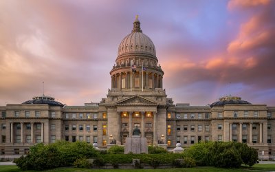 From Public Service to Private Sector: How Federal Employees Can Successfully Pivot Their Careers