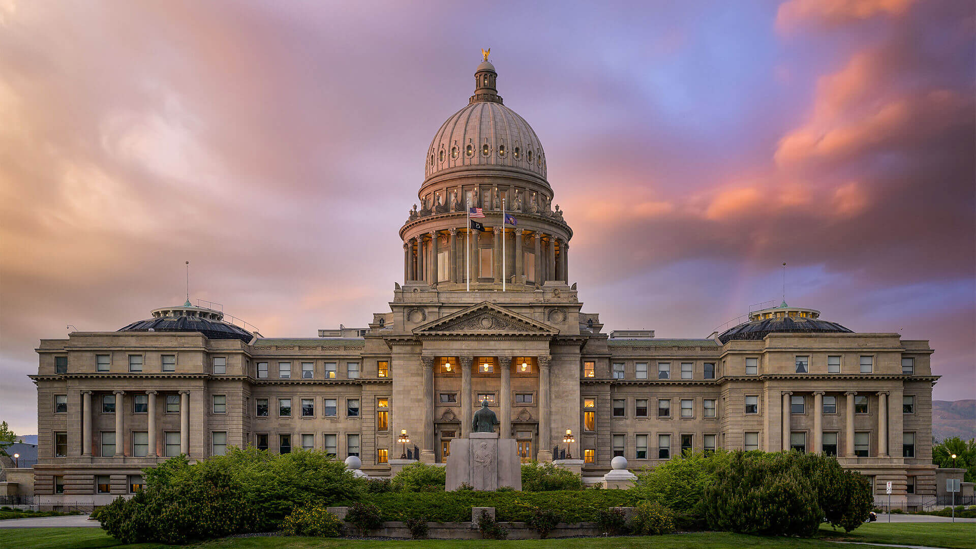 How To Find Life-Changing Government Jobs in Iowa - Careers in Government